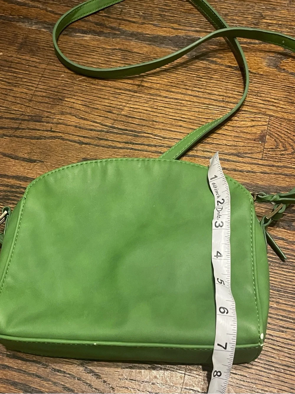 Universal Thread casual women’s chic Green Leather Crossbody Bag
